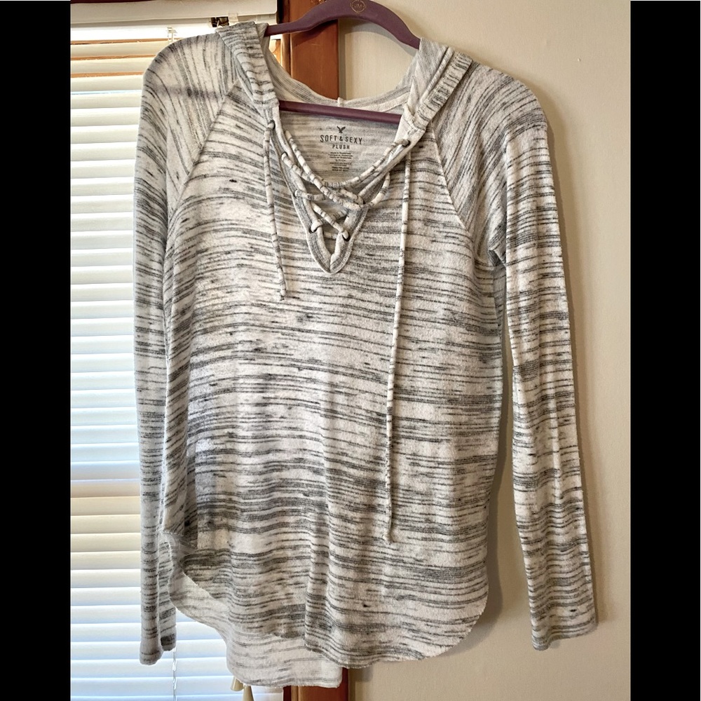 American Eagle long sleeve